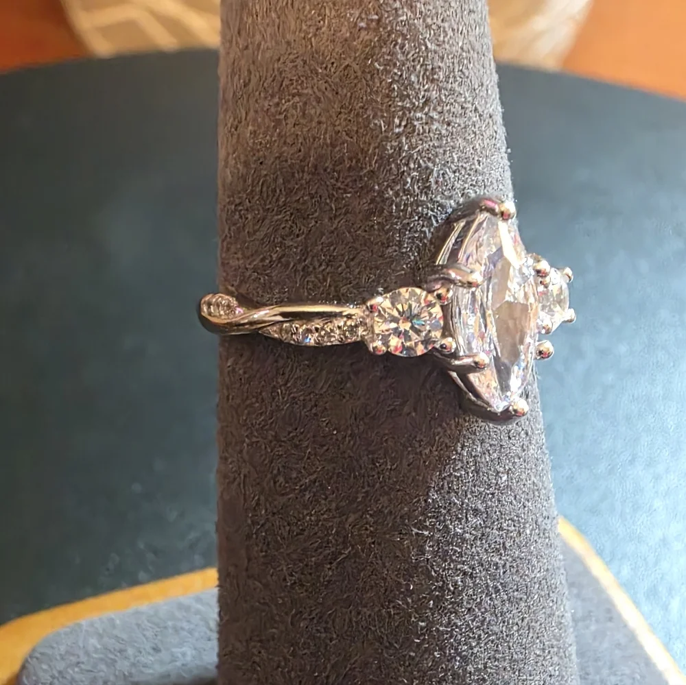 ANU JEWELRY S925  Silver  MOSSIONITE Marquise  Cut Ring. - Picture 4 of 11